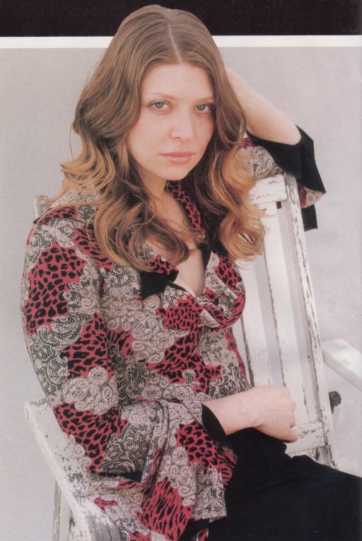  A&U Magazine - Amber 4